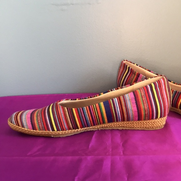 Beacon striped colorful linen slip on flat sandals Guatemalan style size 9.5 - Picture 12 of 13